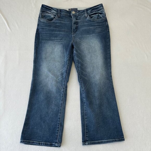 Democracy Womens Absolution Cropped Bootcut Jeans Size 16 Faded Blue Stretch - Picture 1 of 12